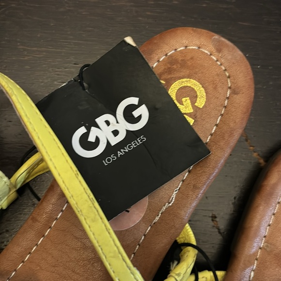 New! GBG Sandals - Picture 3 of 3